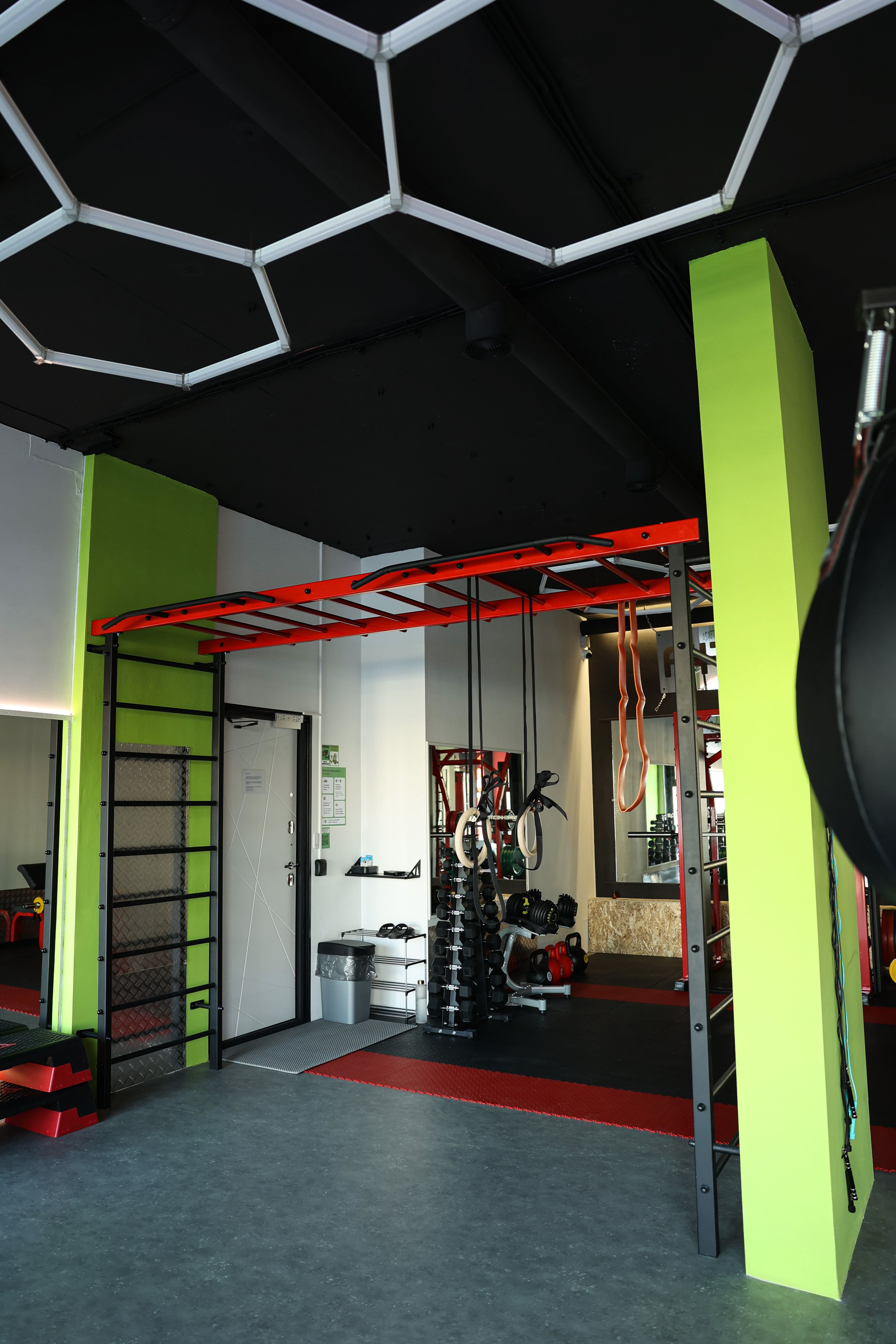 Фото силового зала